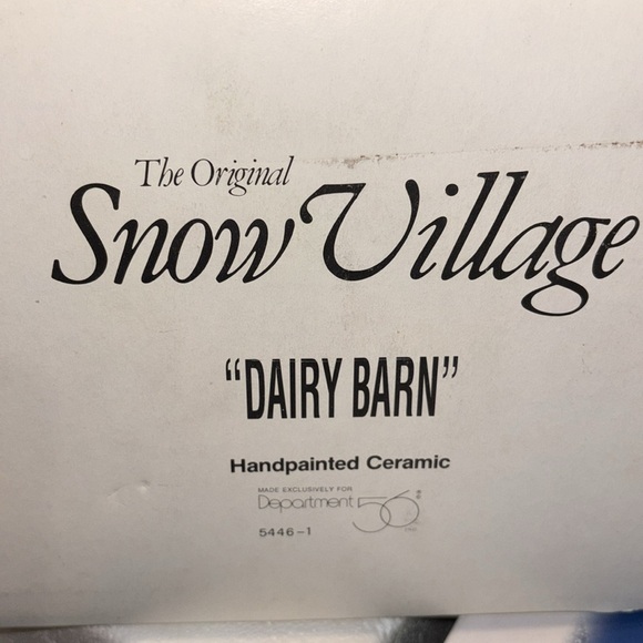 The Original Snow Village "Dairy Barn " - Picture 5 of 6